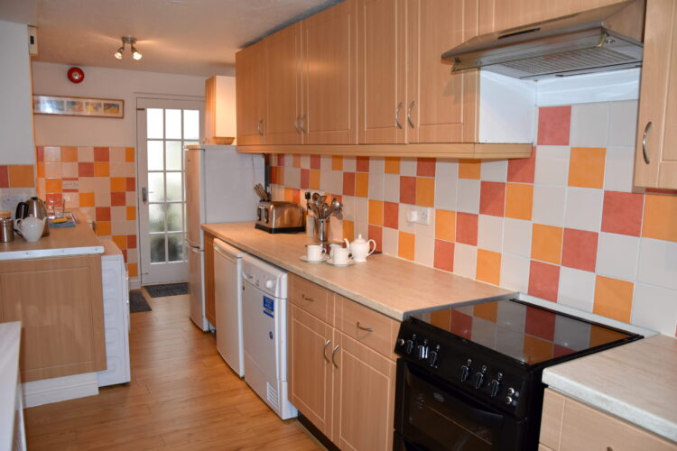 Trevilla, Central Newquay with Parking