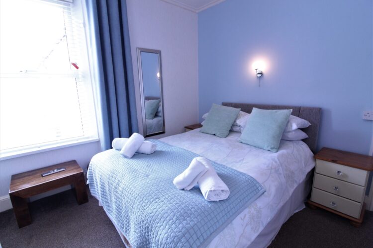 Trevilla, Central Newquay with Parking